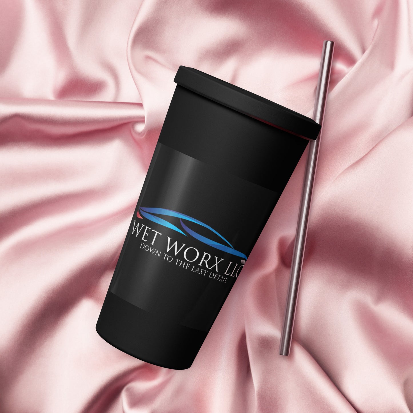 Insulated tumbler with a straw image 1
