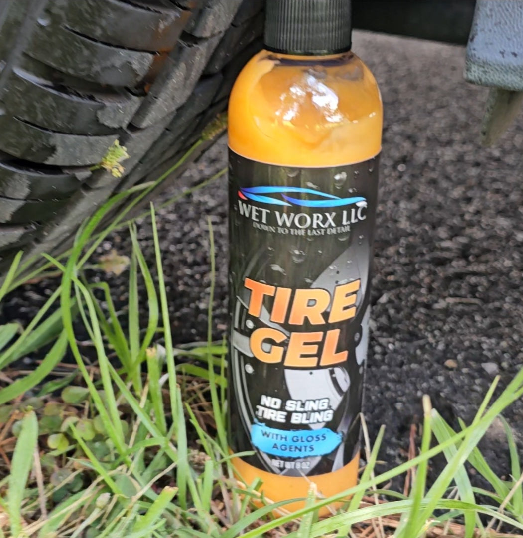 Wet Worx Tire Gel / Top Coat application  image 0