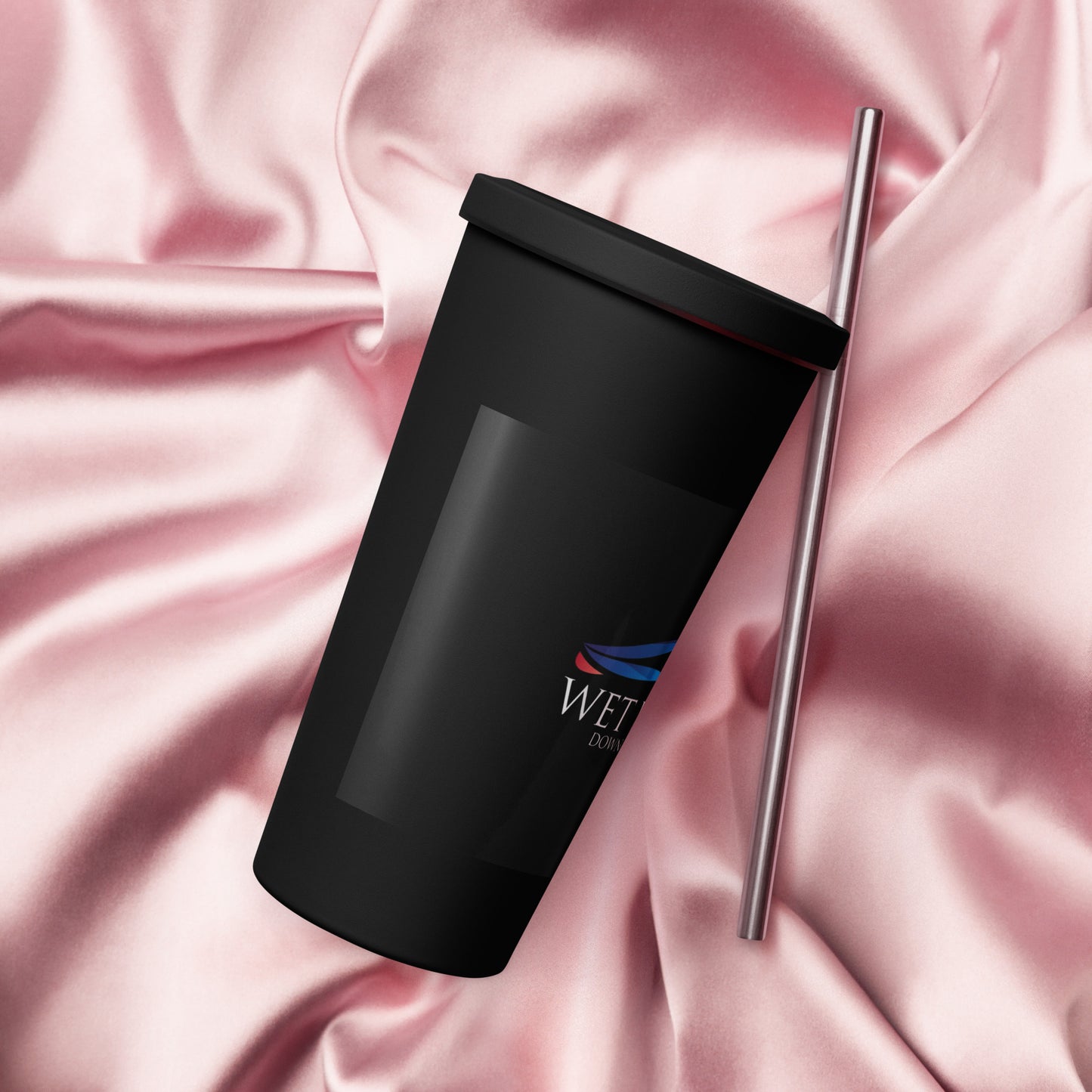 Insulated tumbler with a straw image 4